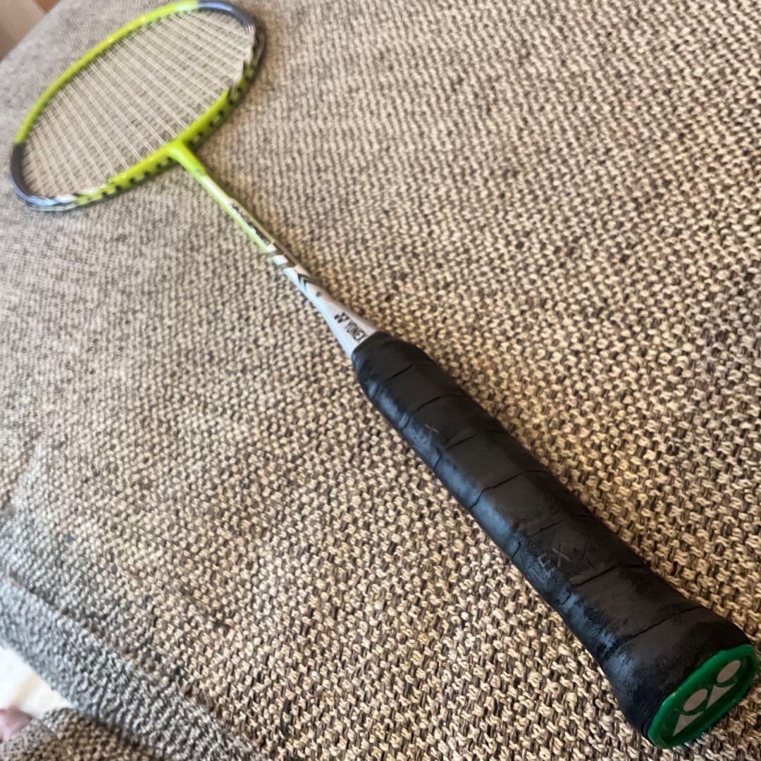 ピ*ン様 美品　ヨネックス　ナノスピード77　バトミントン ラケット　YONEX