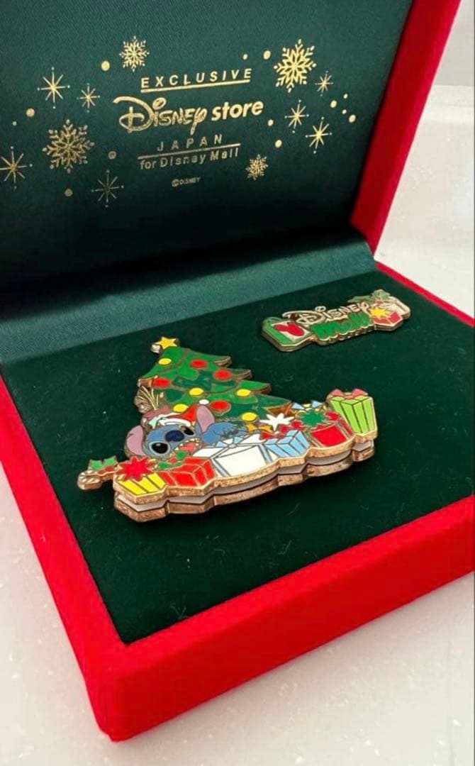 世界300個限定 スティッチ クリスマス 2006 ピンバッジ ディズニーモール