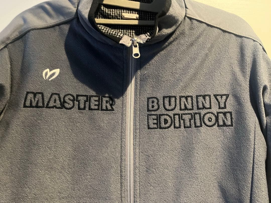 MASTER BUNNY EDITION リバーシブルジャケット グレーサイズ5