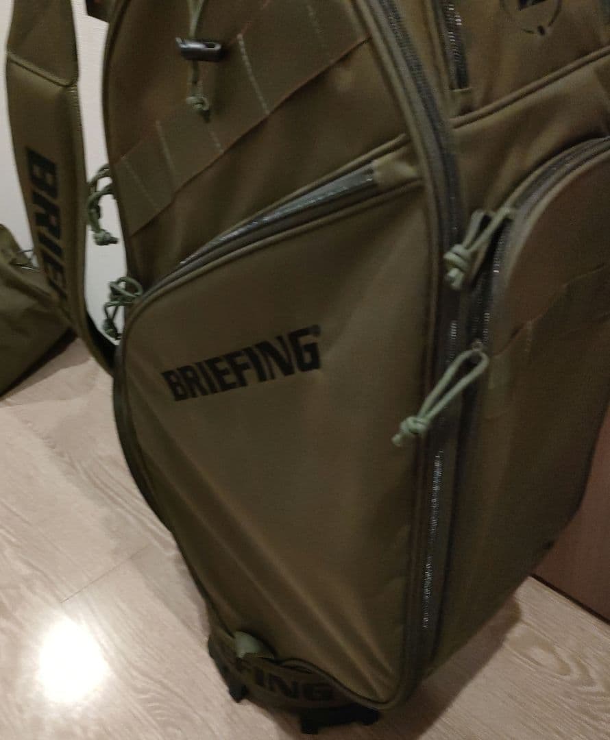 【最終値下げ】BRIEFING直営店限定　新品 未使用　キャディバッグ カーキ