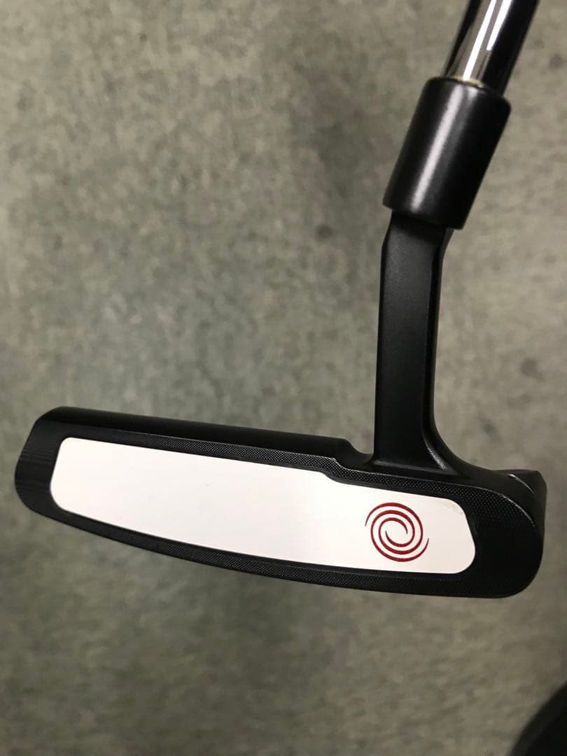 ODYSSEY DOUBLE WIDE TRI-HOT 5K パター