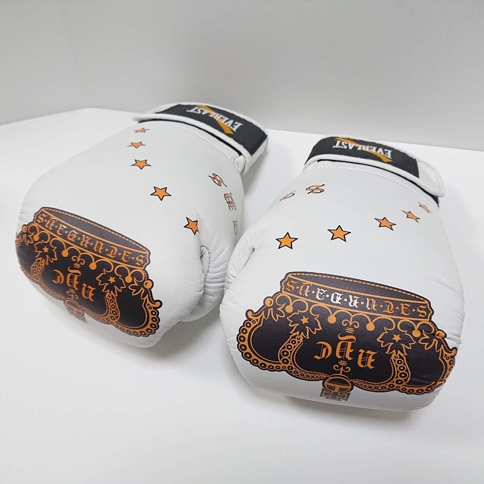 EVERLAST × Saturdays NYC コラボ ボクシンググローブ