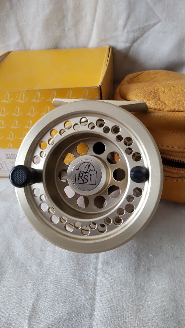 RST ZIRKON 1 Gold　ジルコン　ゴールド　フライリール