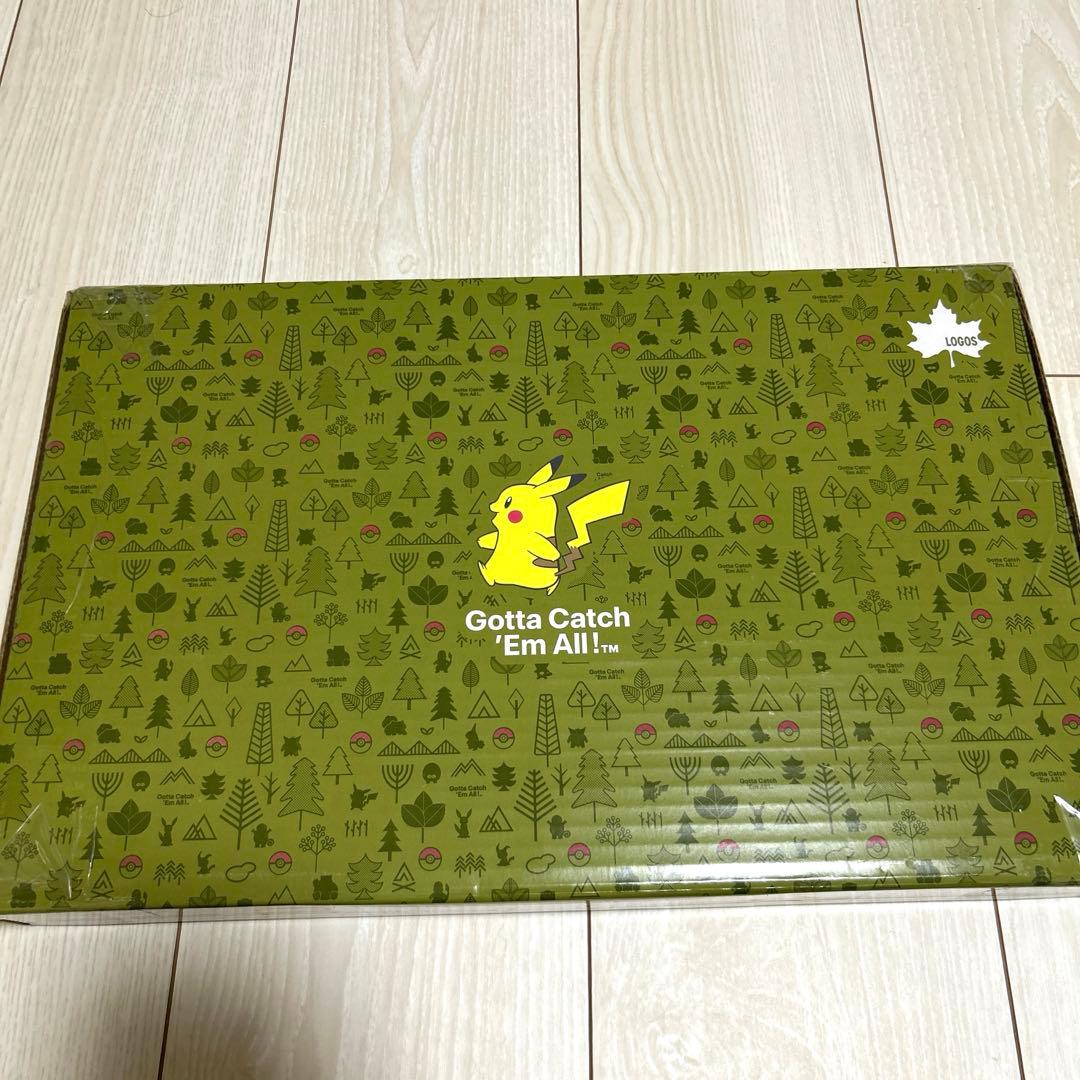 LOGOS ポケモン30周年 ミニテーブル