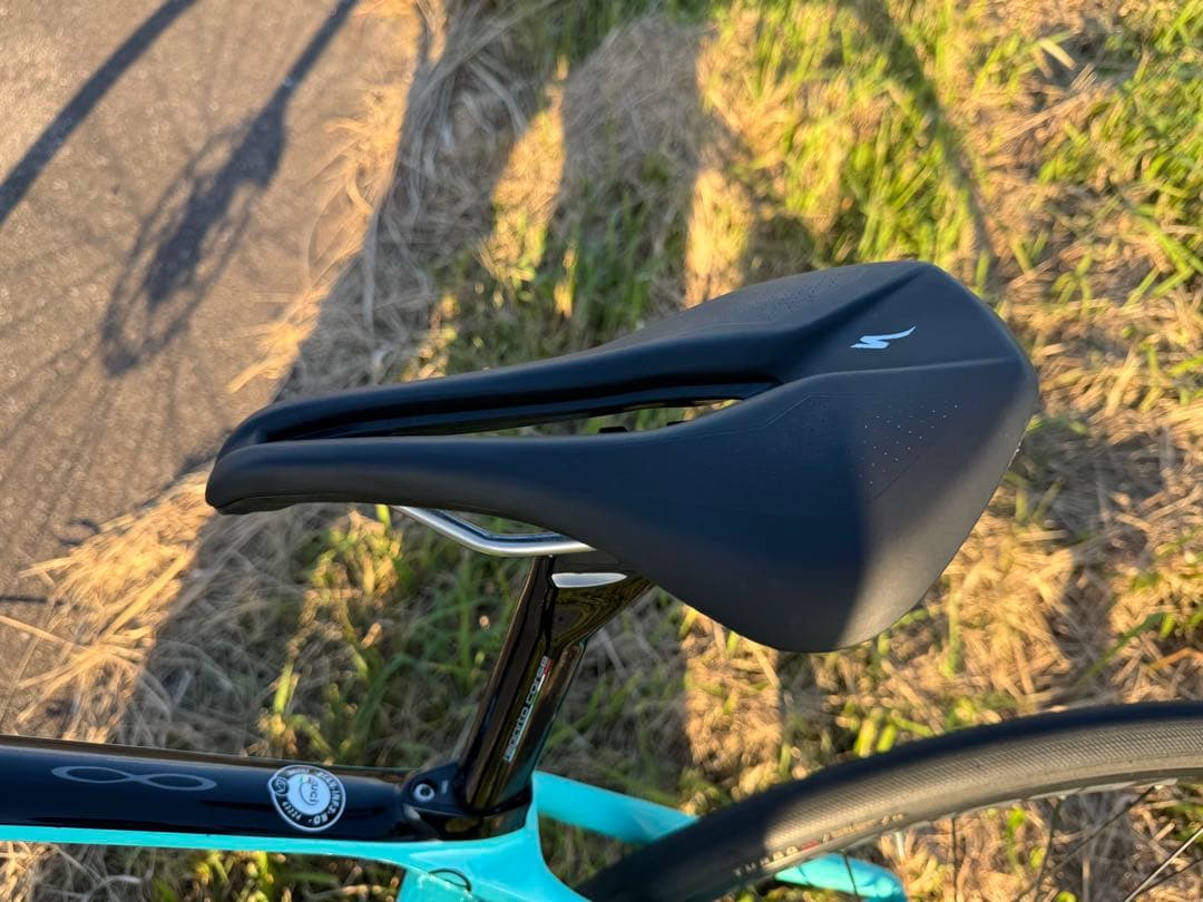 ピッコロ　Bianchi INFINITO CV 105di2 12速
