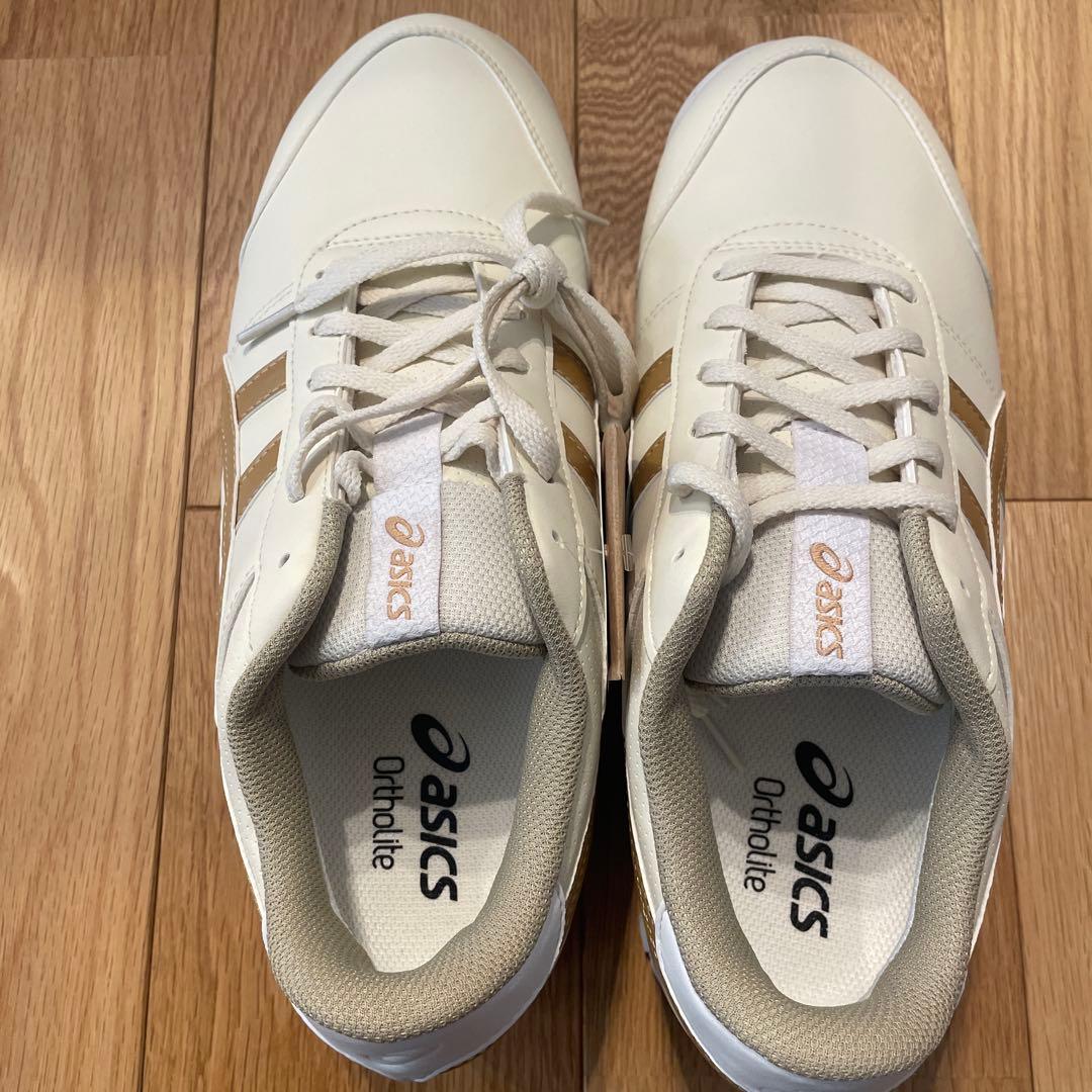 asics ゴルフ用スパイクレスシューズ