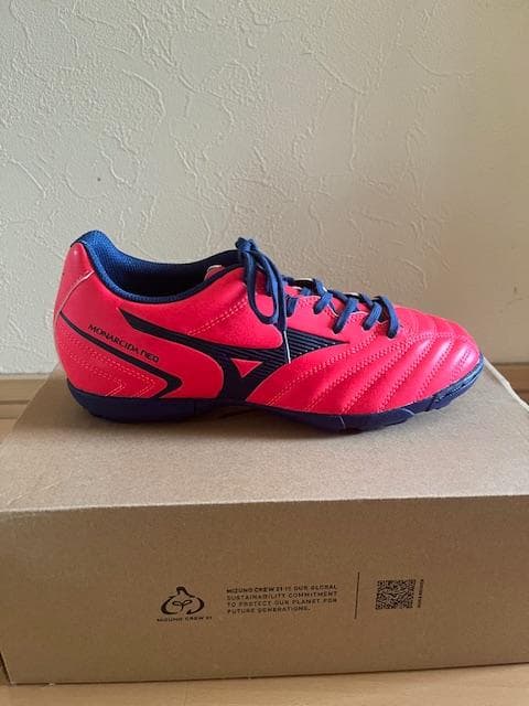 Mizuno サッカートレーニングシューズ レッド/ネイビ　24.5