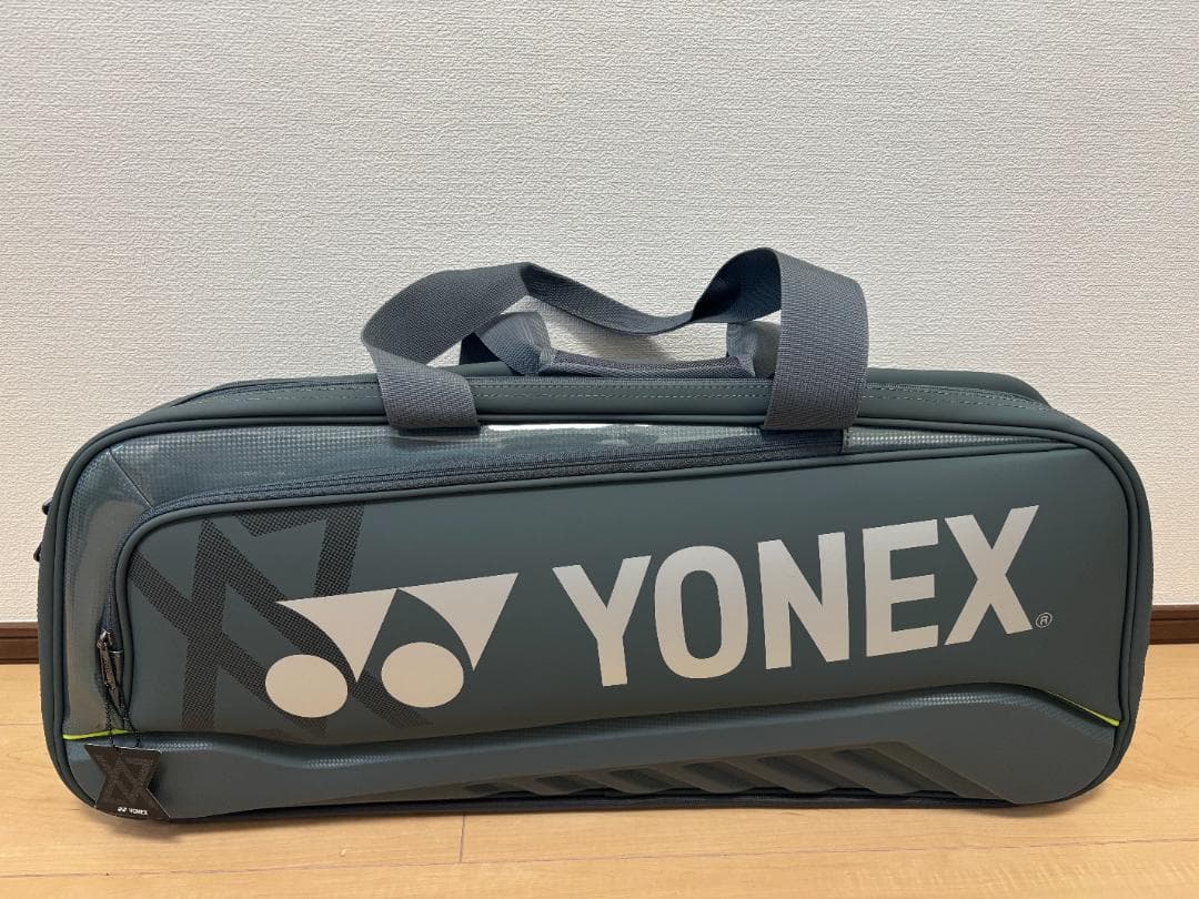 未使用 ヨネックス ラケットバッグ トーナメントバッグ BAG2541V