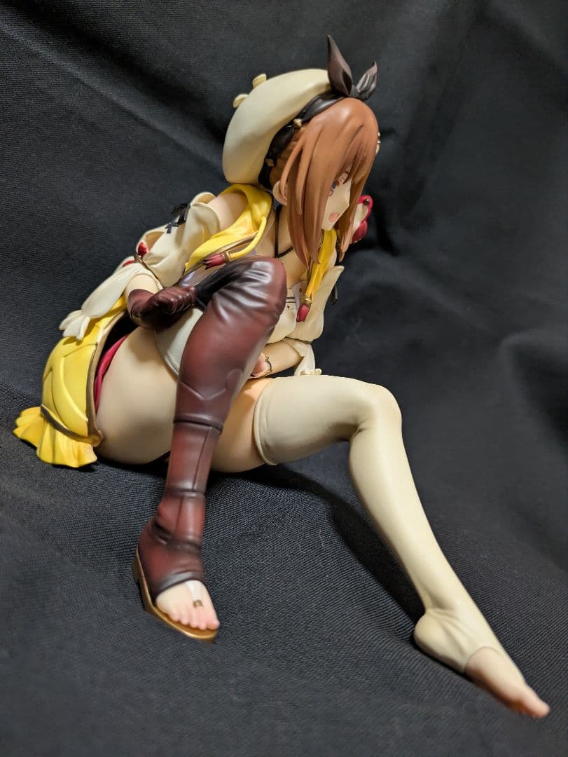 め*ろ様 ライザ フィギュア