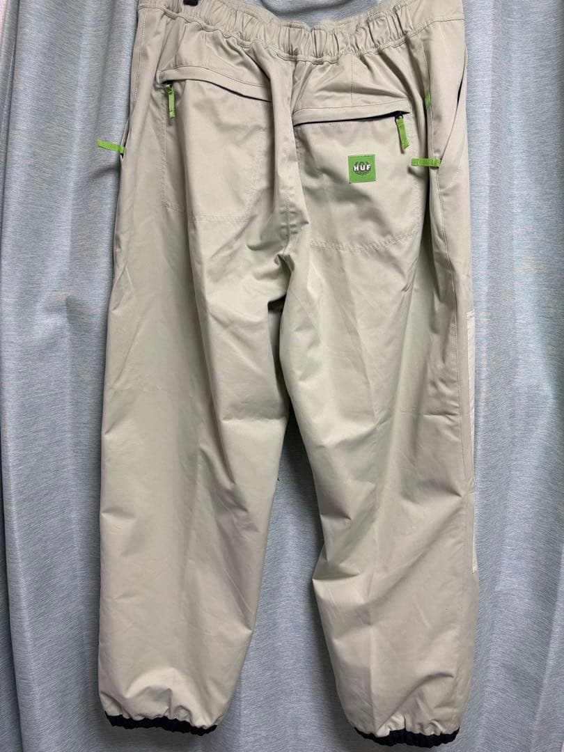686×HUF コラボ スノーボードウェア上下 未使用