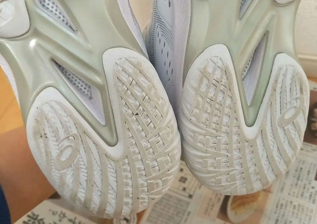 ASICS バスケットボールシューズ ホワイト　ゲルフープ V16 25.5cm