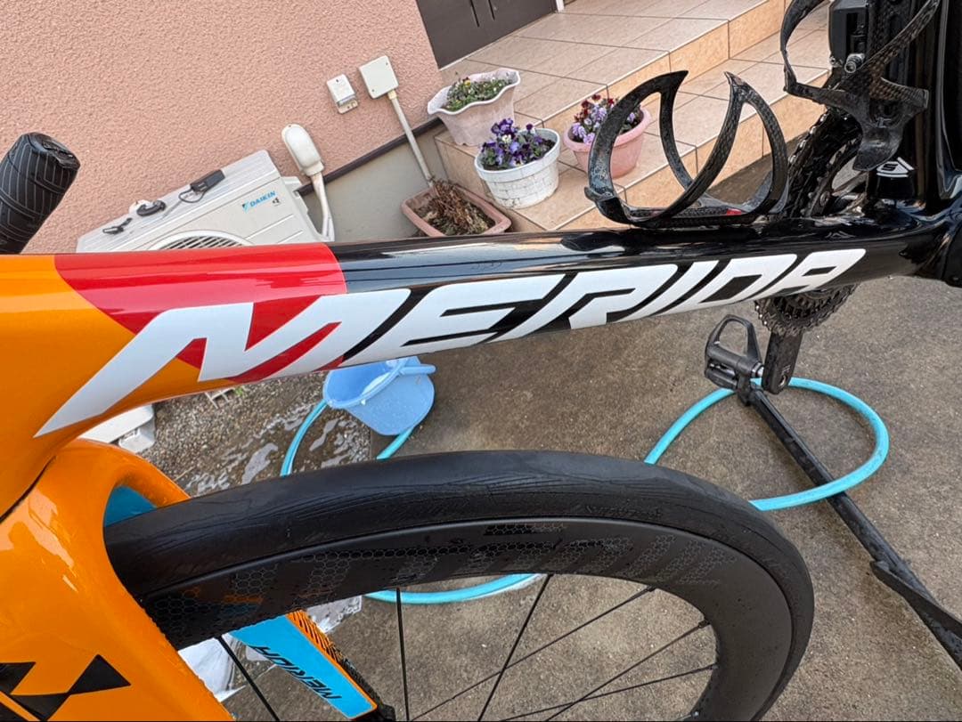 MERIDA スクルトゥーラ　チームe ロードバイク