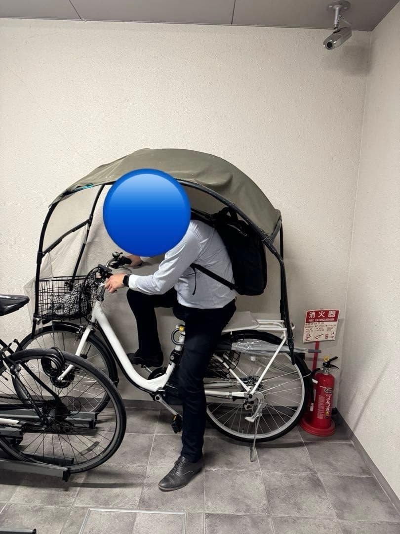 【送料無料】屋根付き電動アシスト自転車 ホワイト/カーキ　ヤマハRIN