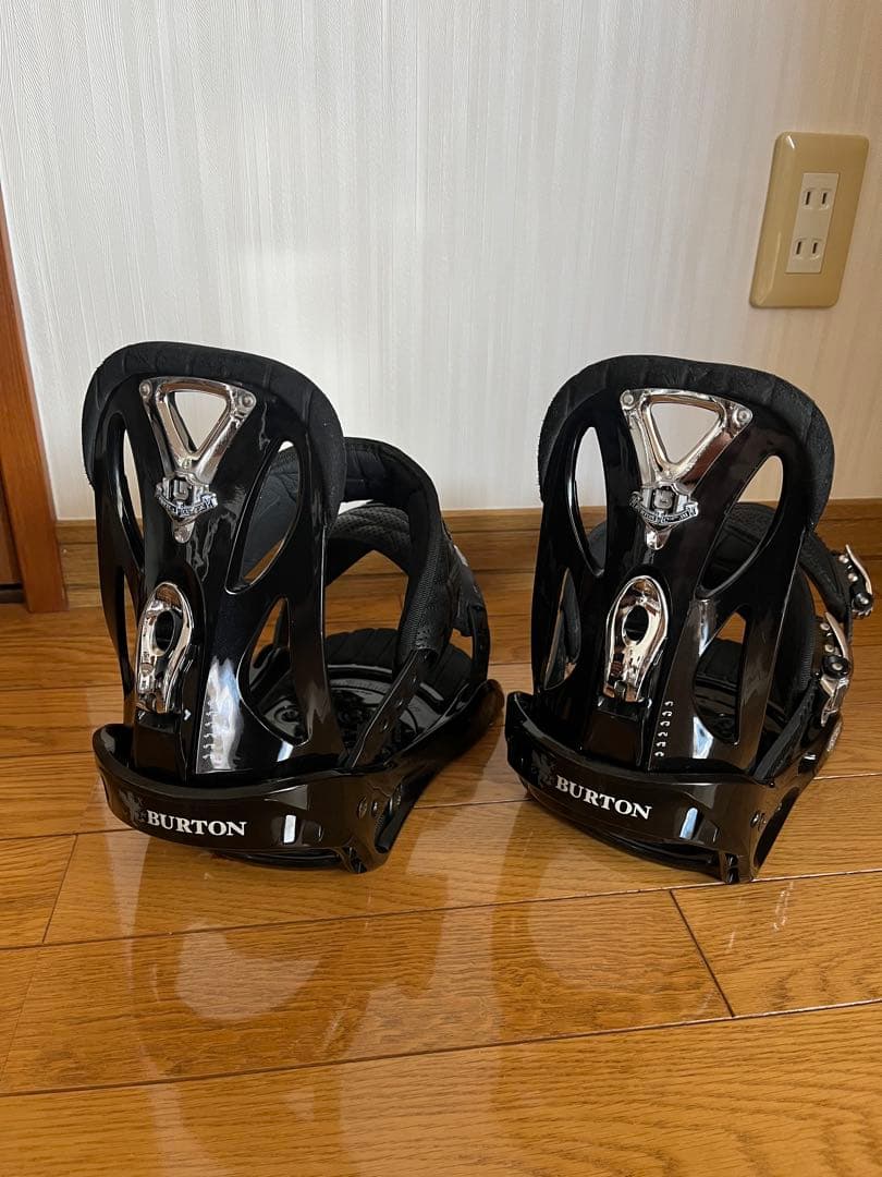 BURTON CUSTOM ブラック ビンディング　Mサイズ