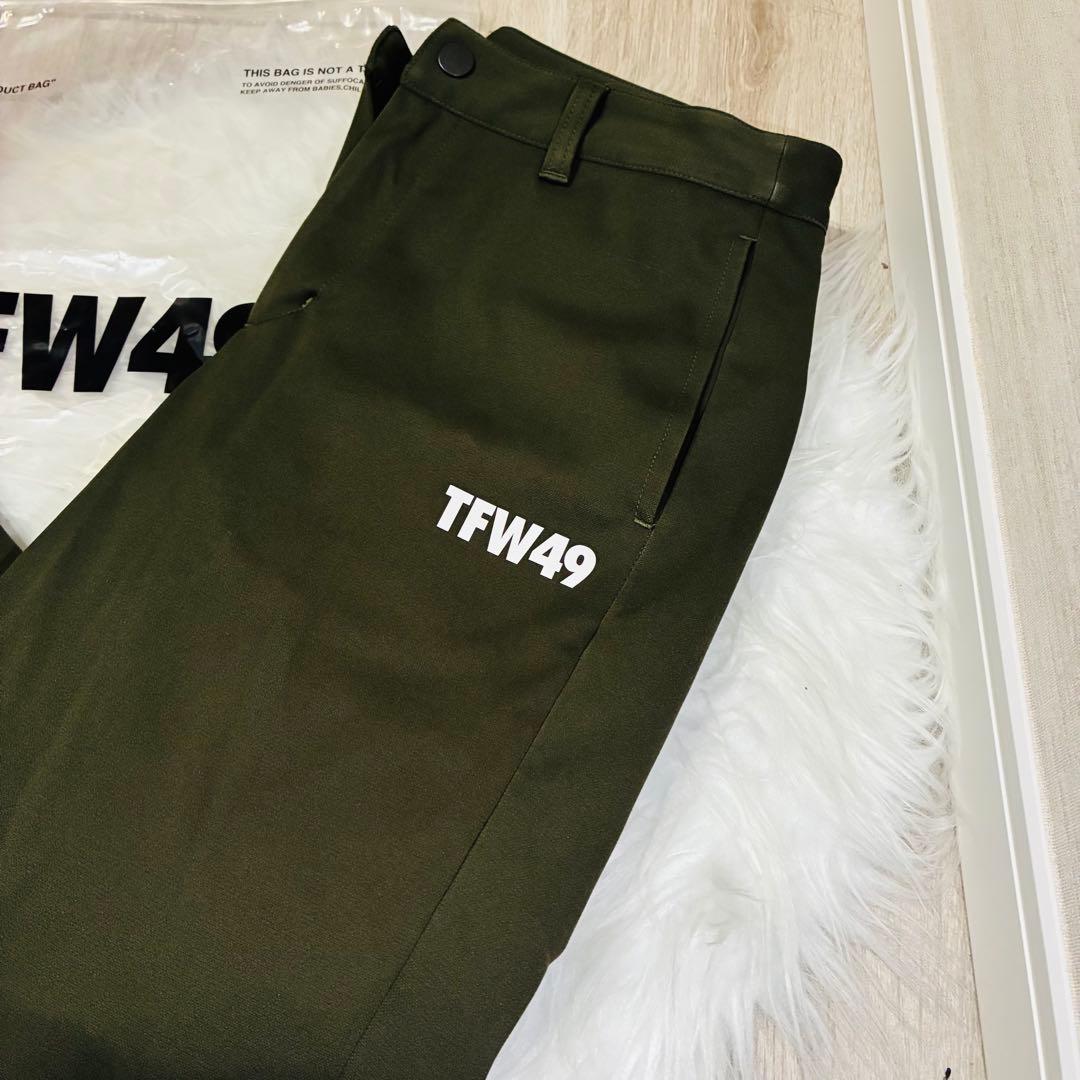 新品未使用　TFW49 ストレッチパンツ　カーキ　ジョガーパンツ　テーパード