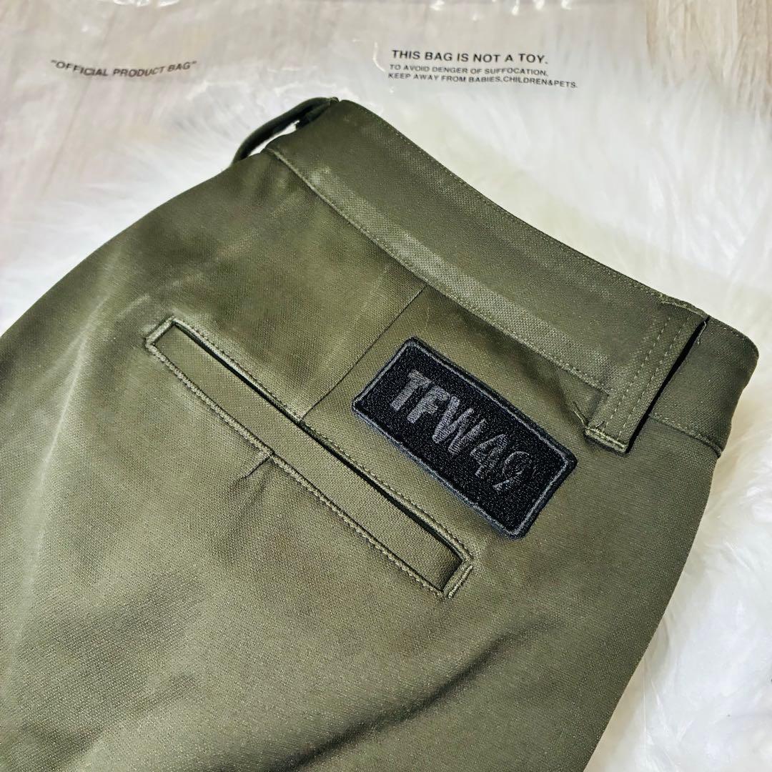 新品未使用　TFW49 ストレッチパンツ　カーキ　ジョガーパンツ　テーパード