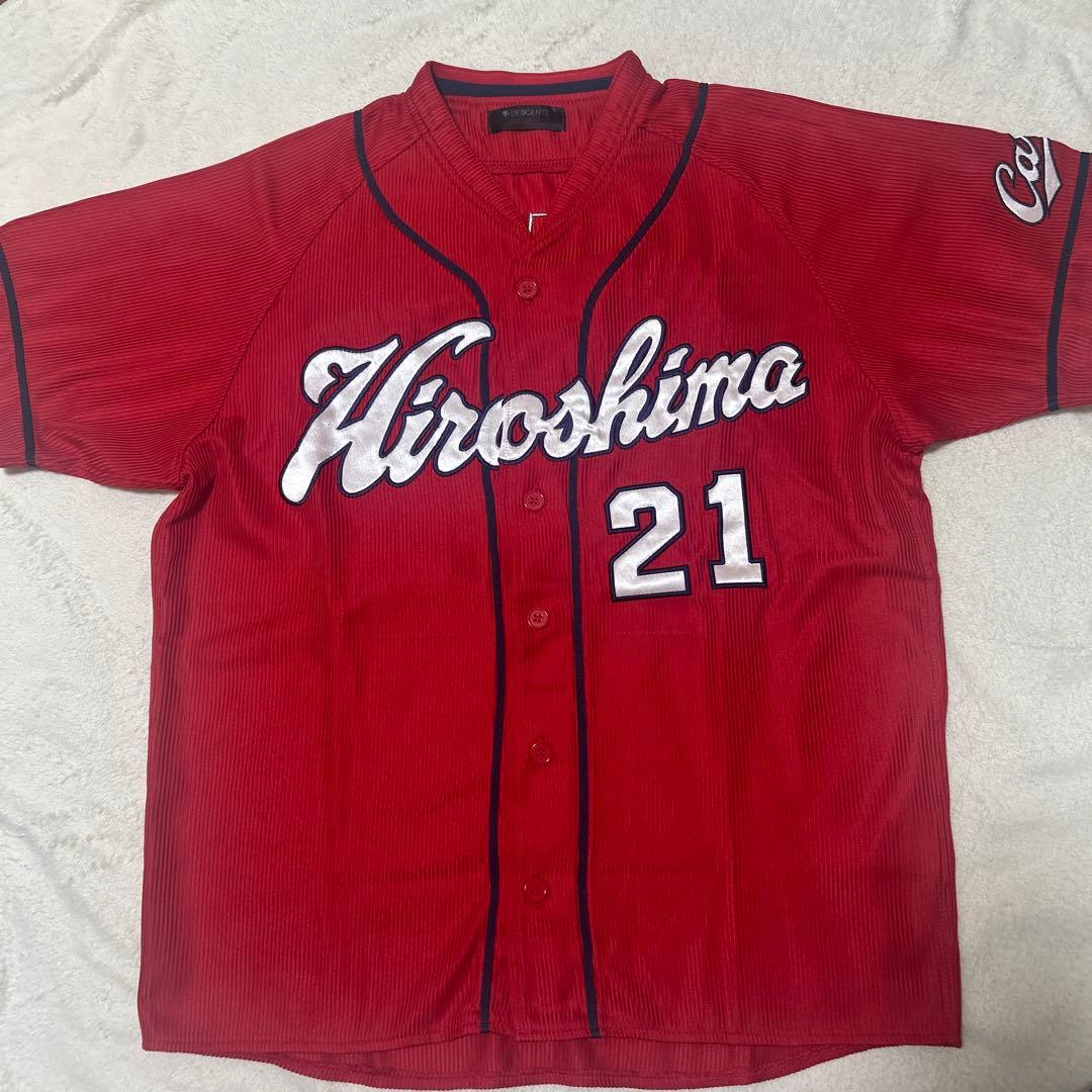 カープ 中崎翔太投手 サイン入りユニフォーム