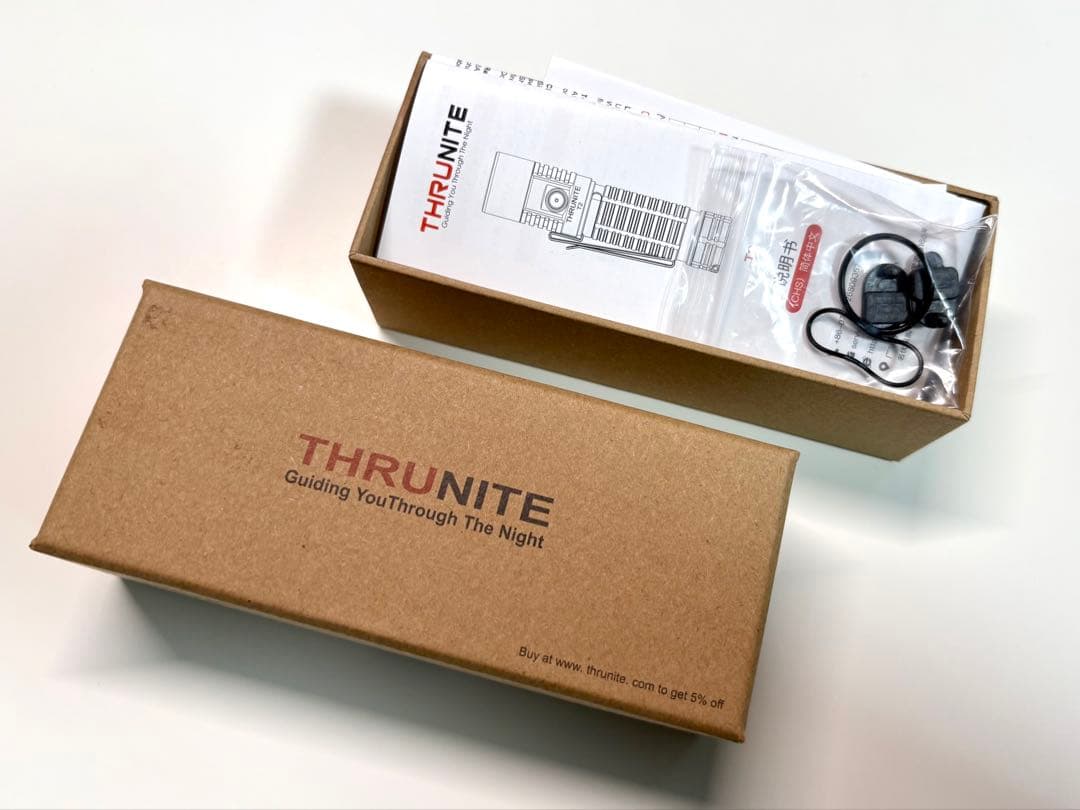ThruNite T2 LED懐中電灯
