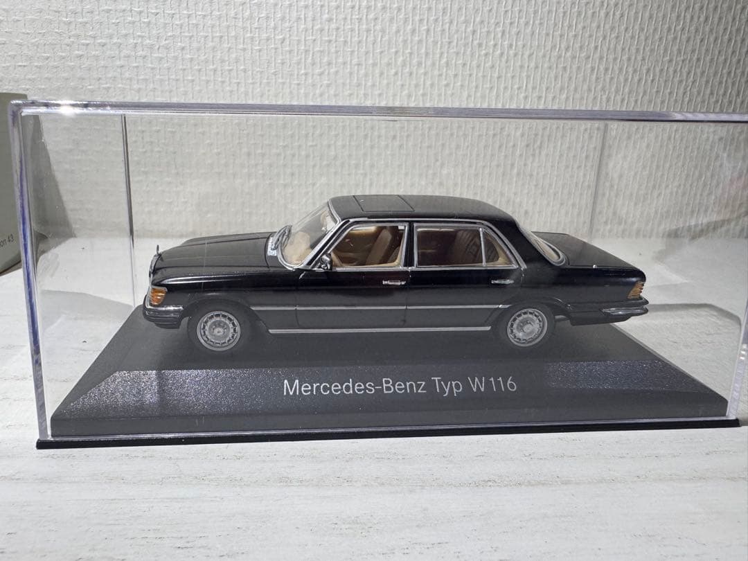 Mercedes-Benz Typ W116 ミニカー1/43黒