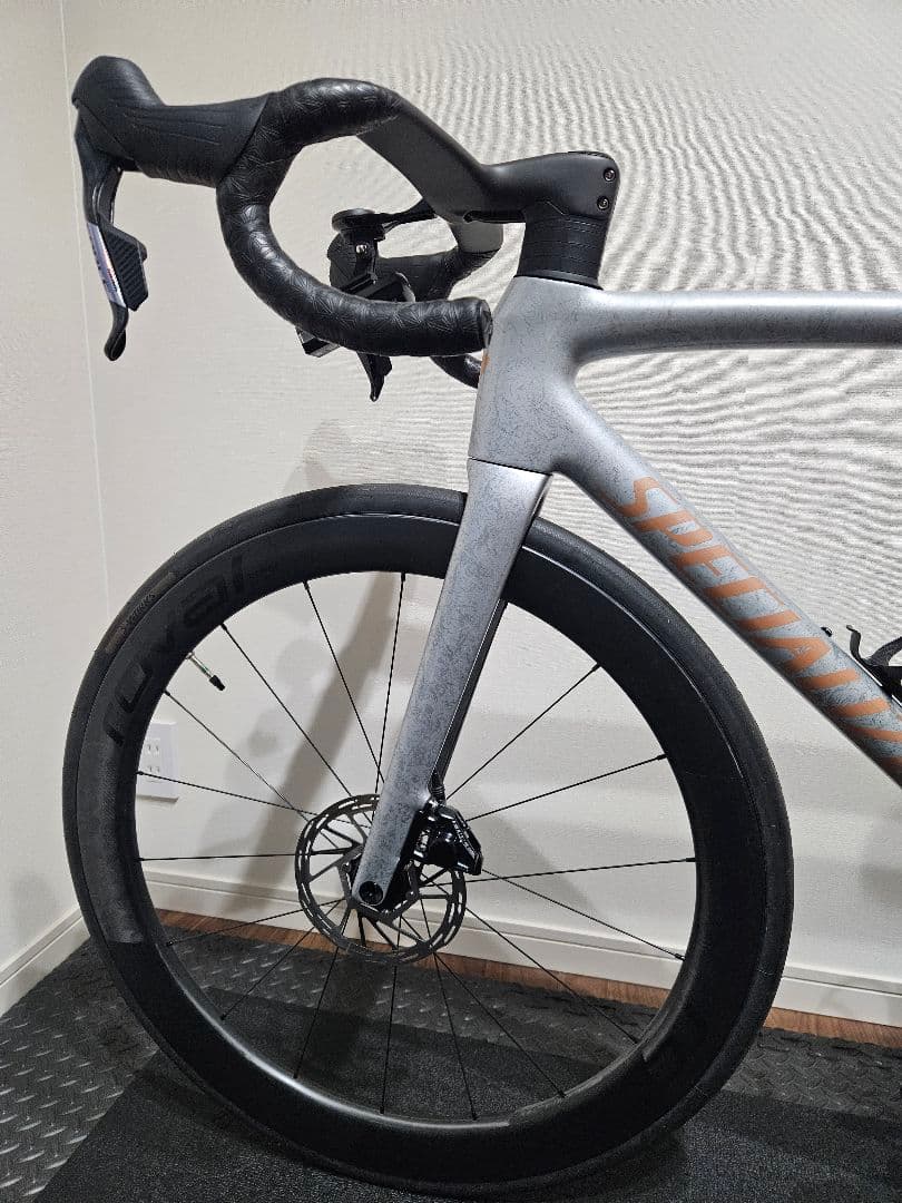 TARMAC SL8 PRO - SRAM FORCE AXS　54サイズ