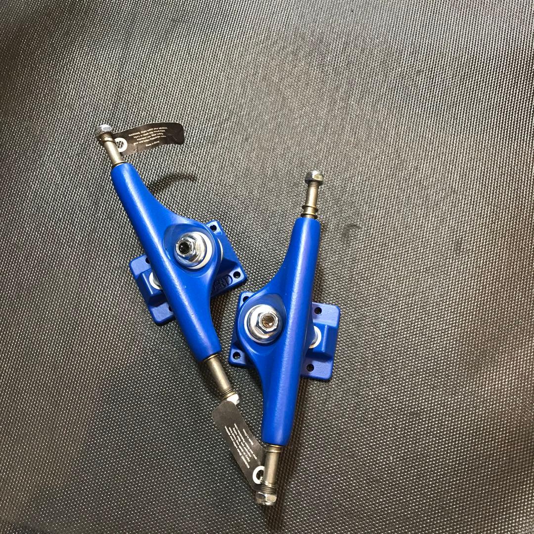 INDEPENDENT インディ　スケートトラック　144 ￼￼スタンダード
