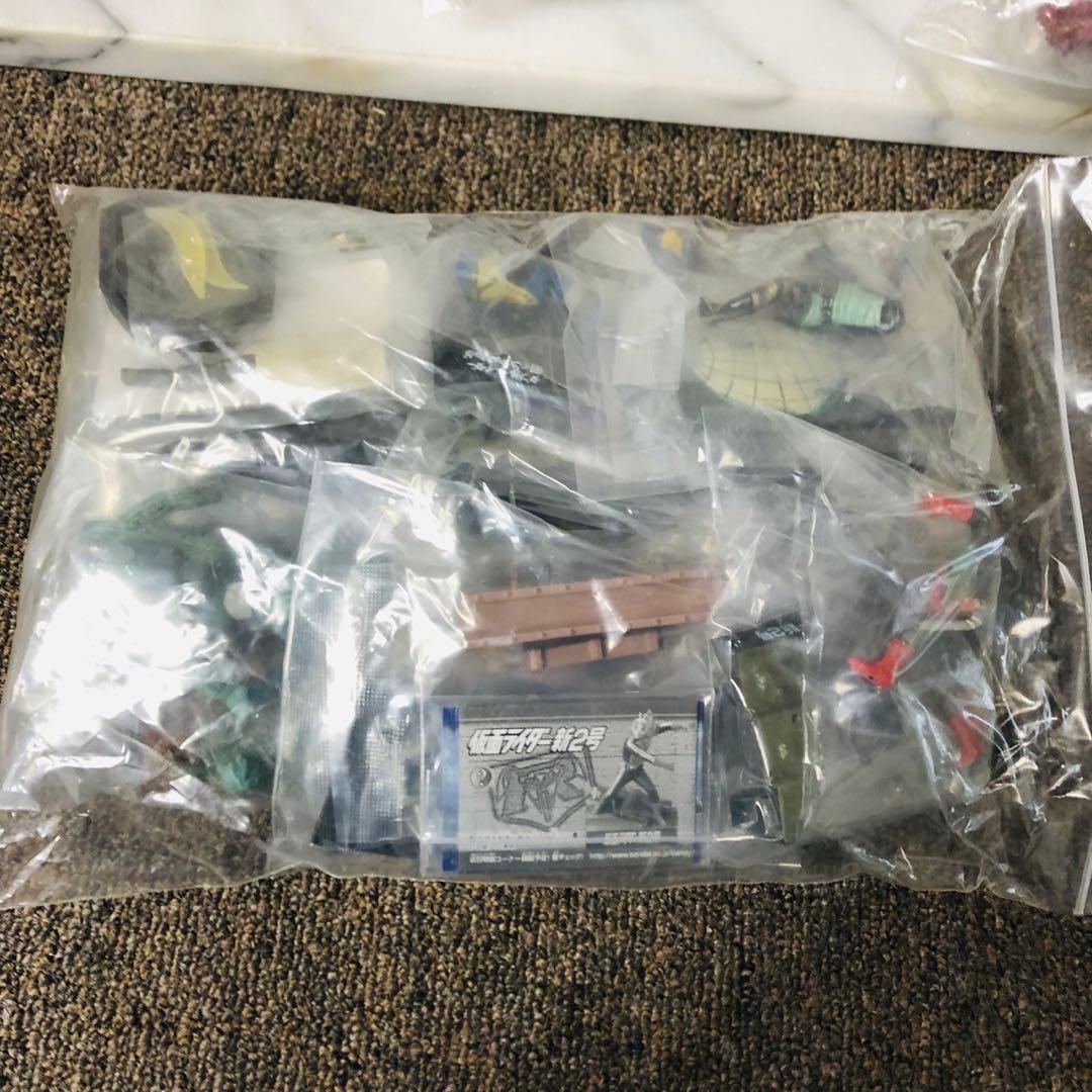 H58バンダイ ゴジラ ソフビコレクション ウルトラマンフィギュア SDガンダム