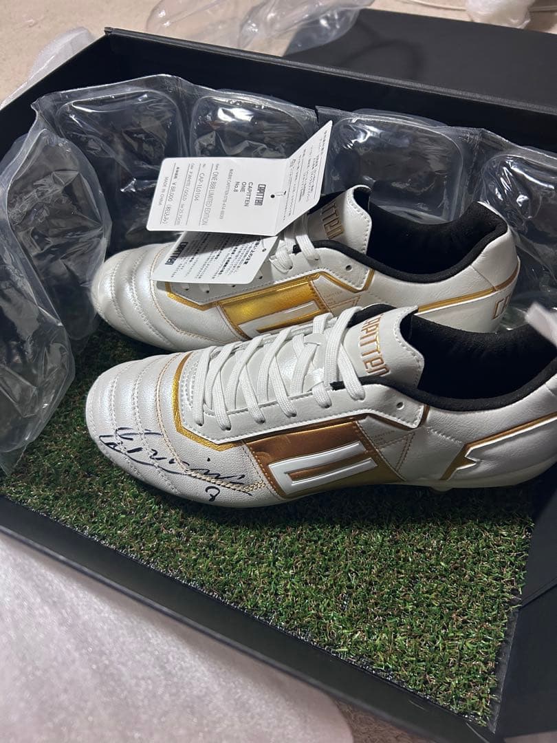 イニエスタサインシューズ 新品未使用
