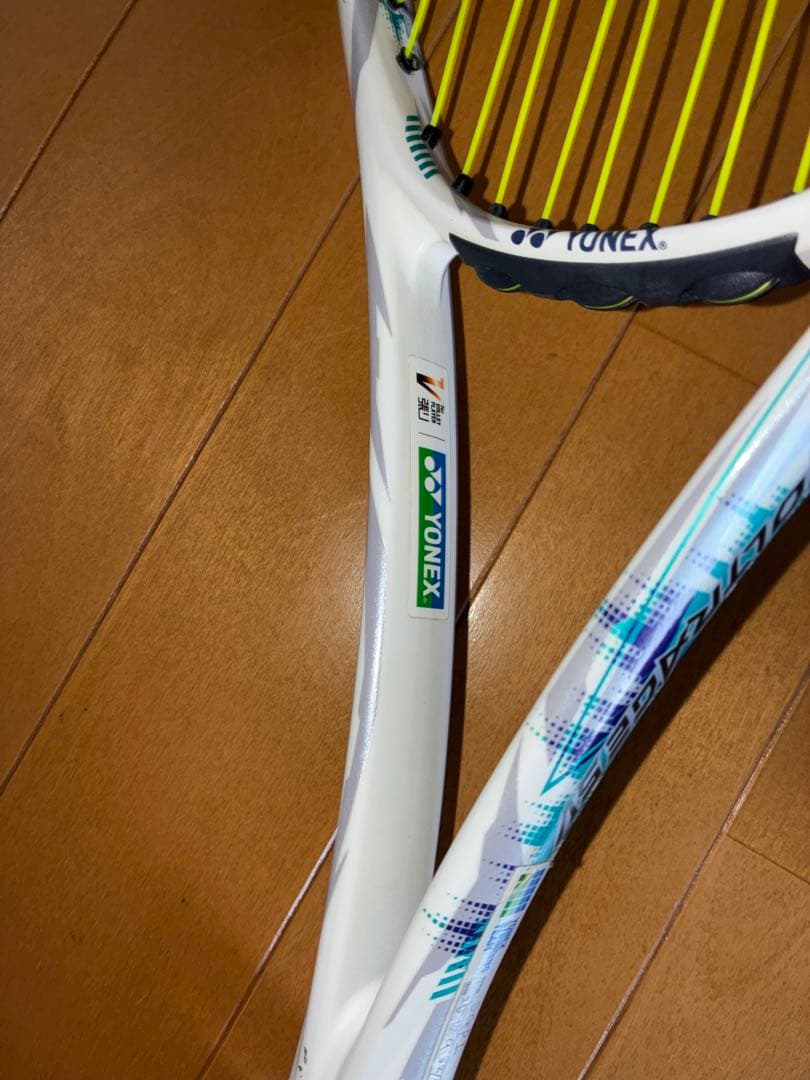 YONEX ボルトレイジ5V　ソフトテニスラケット
