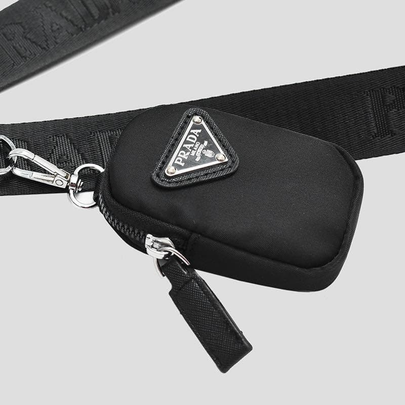 新品未使用 PRADA ブラック ナイロン ショルダーバッグ