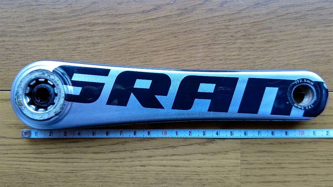 スラム レッド(SRAM RED) クランク