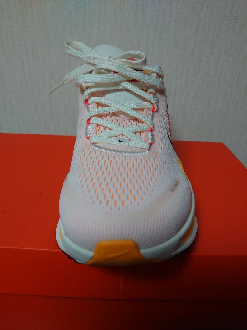 Nike ボメロ18 ウィメンズ 26.0cm オレンジ