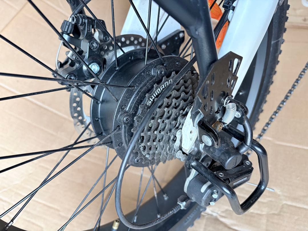 ENGUIE 電動アシスト自転車 ホワイト