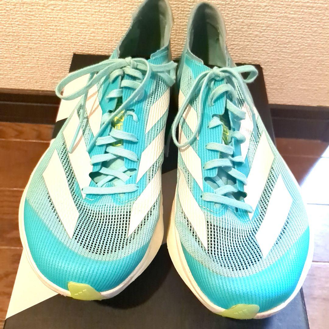 アディゼロアバンチ27.5