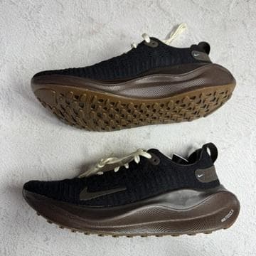 新品 NIKE 25.5cm REACT INFINITYRUN 4