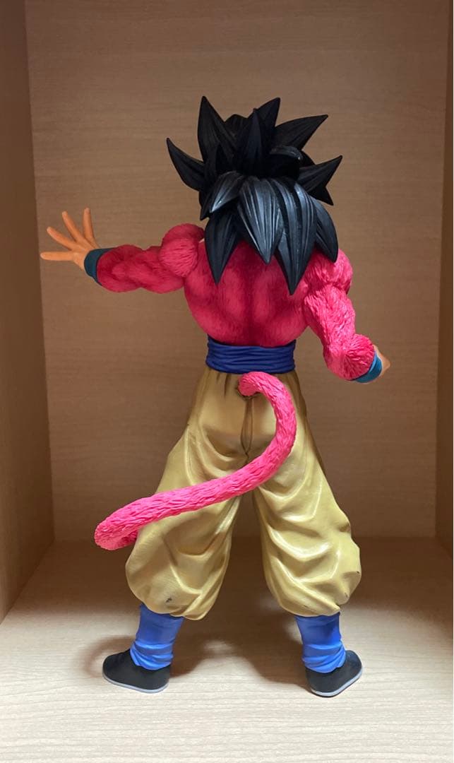 ドラゴンボール一番くじフィギュア 孫悟空スーパーサイヤ人4
