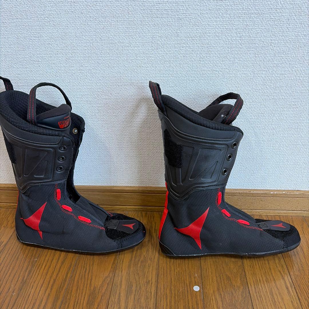 Atomic スキーブーツ 24.0〜24.5cm