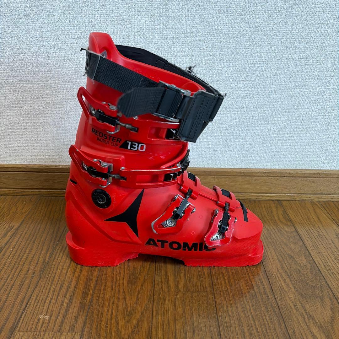Atomic スキーブーツ 24.0〜24.5cm