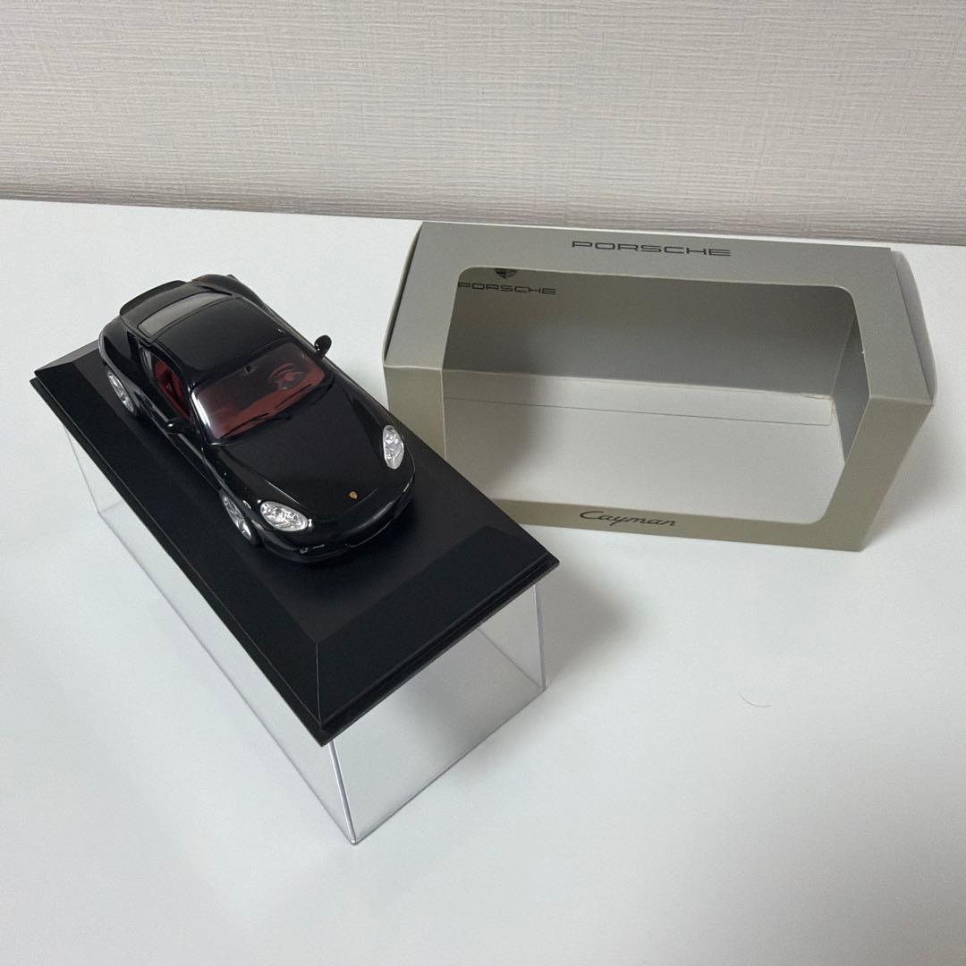 ミニカー 1/43 Porsche Cayman / Schuco
