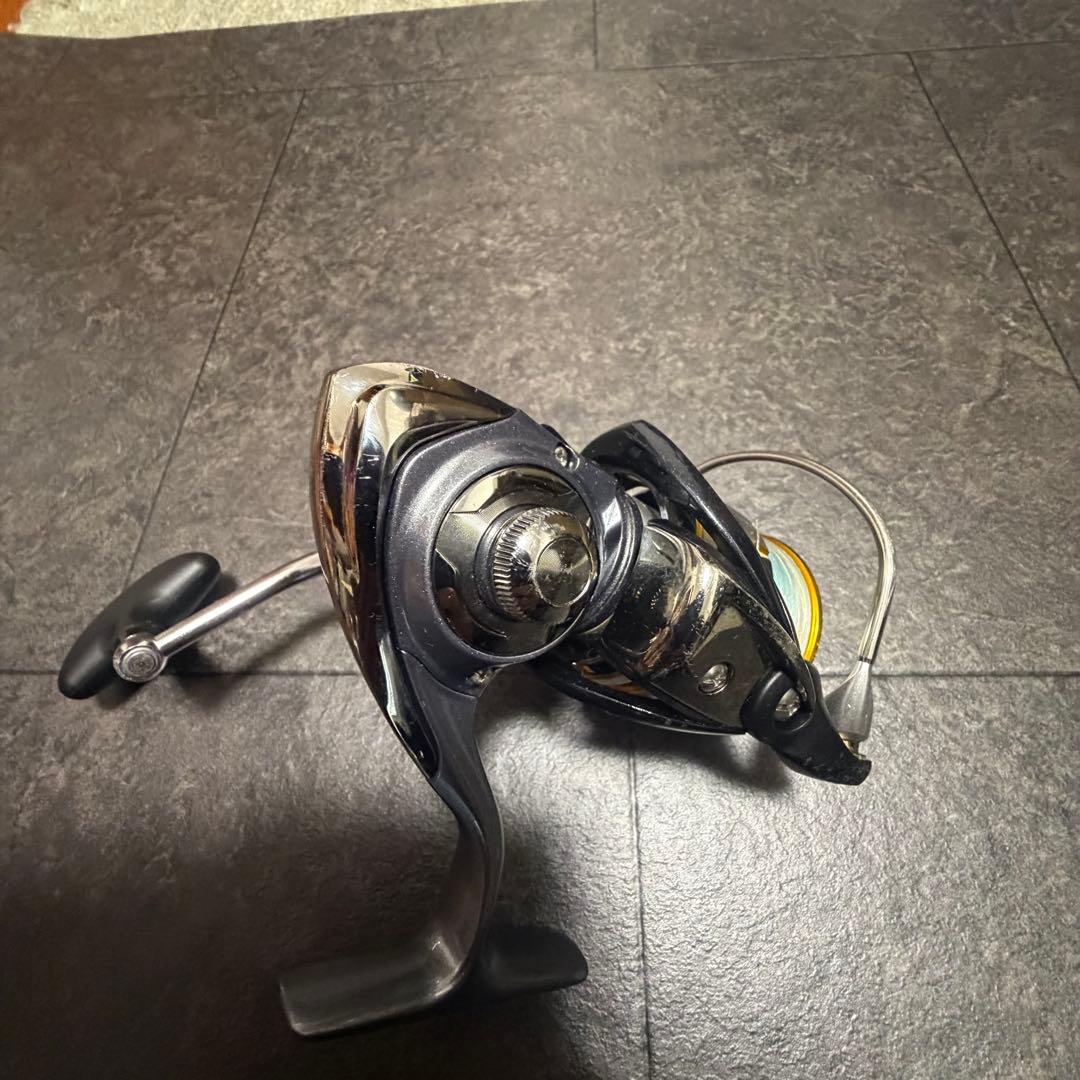 DAIWA ダイワ 17エクセラー 2508RH スピニングリール 中古