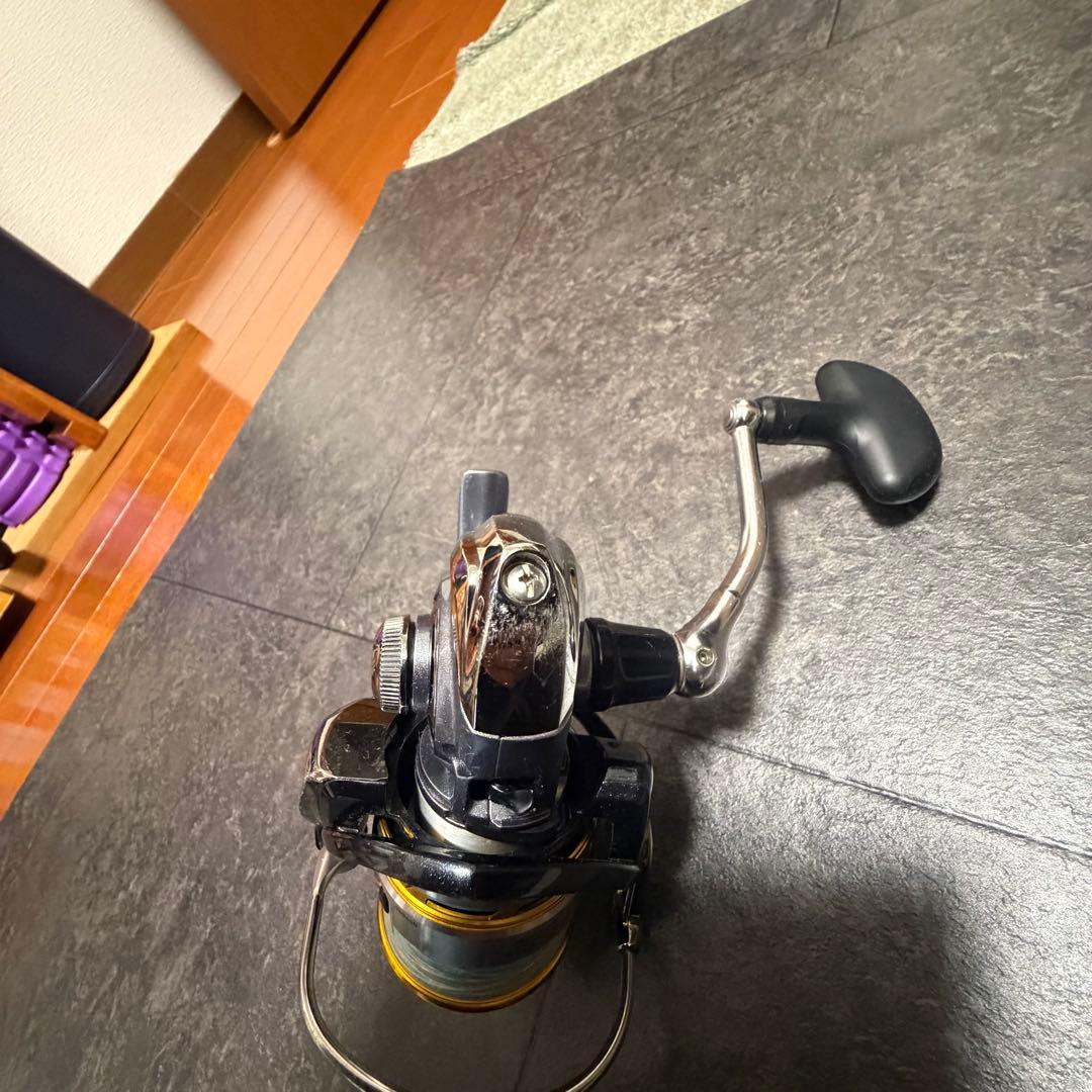DAIWA ダイワ 17エクセラー 2508RH スピニングリール 中古
