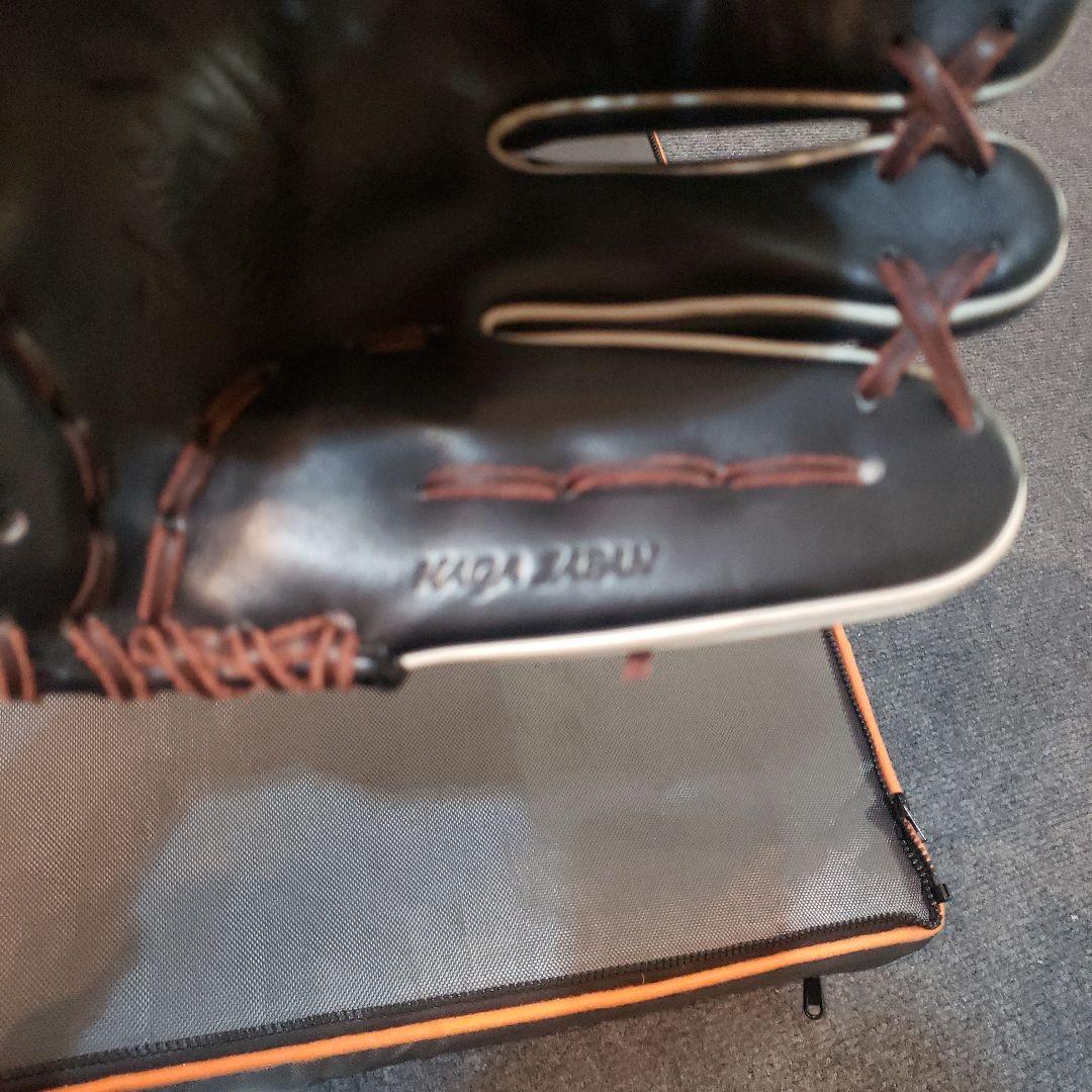 Mizuno Pro 軟式オーダーグローブ 黒/白
