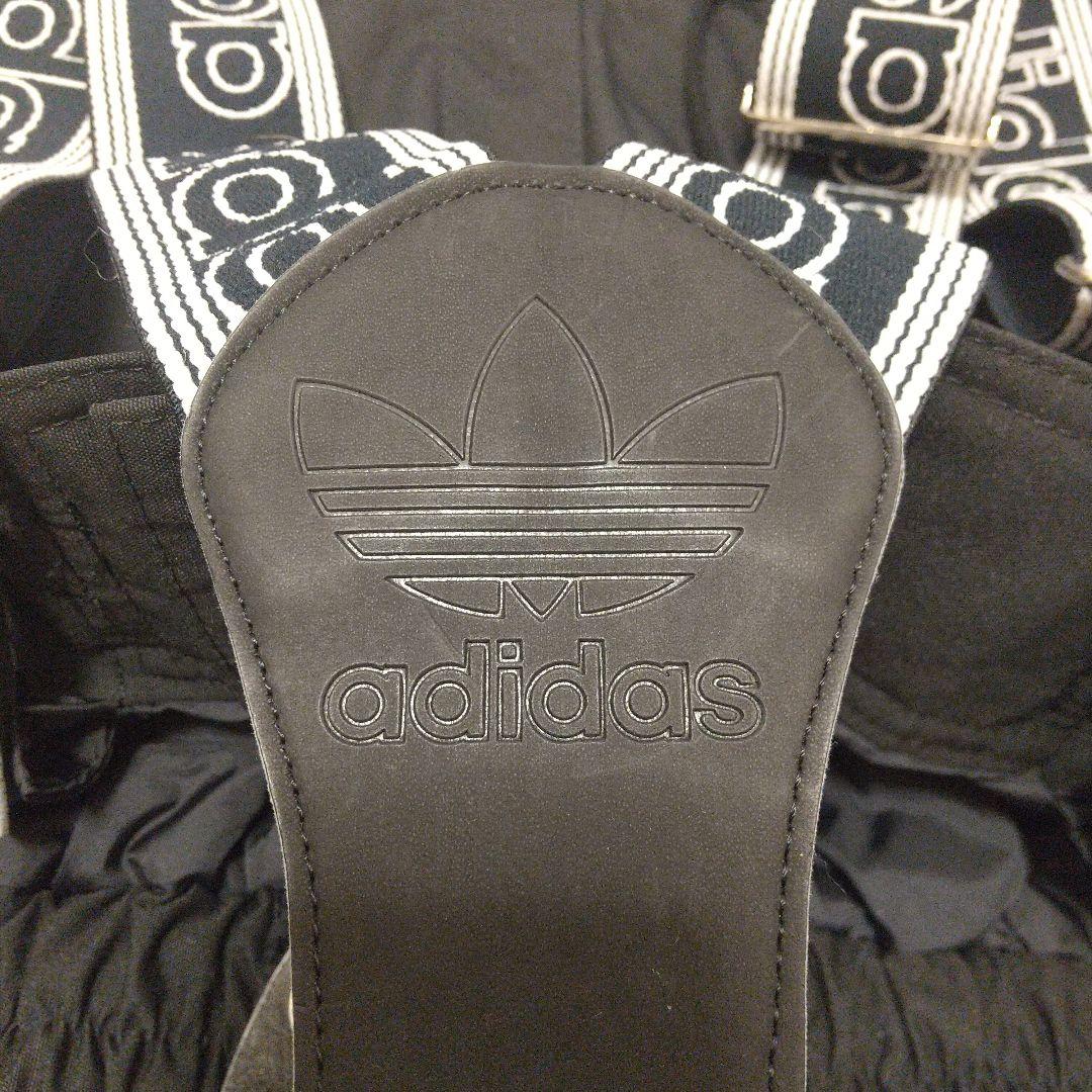 【adidas】フード付きウェア美品・ダークグレー/ブラック【上下セット】