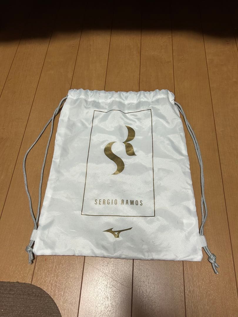 ミズノ モレリア ネオ 4β セルヒオ・ラモス　25.0cm