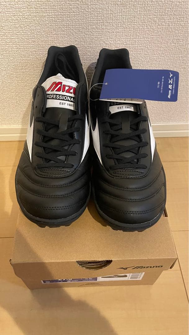 新品未使用27cmMizuno Moreliaサッカーシューズ 黒/白カンガルー