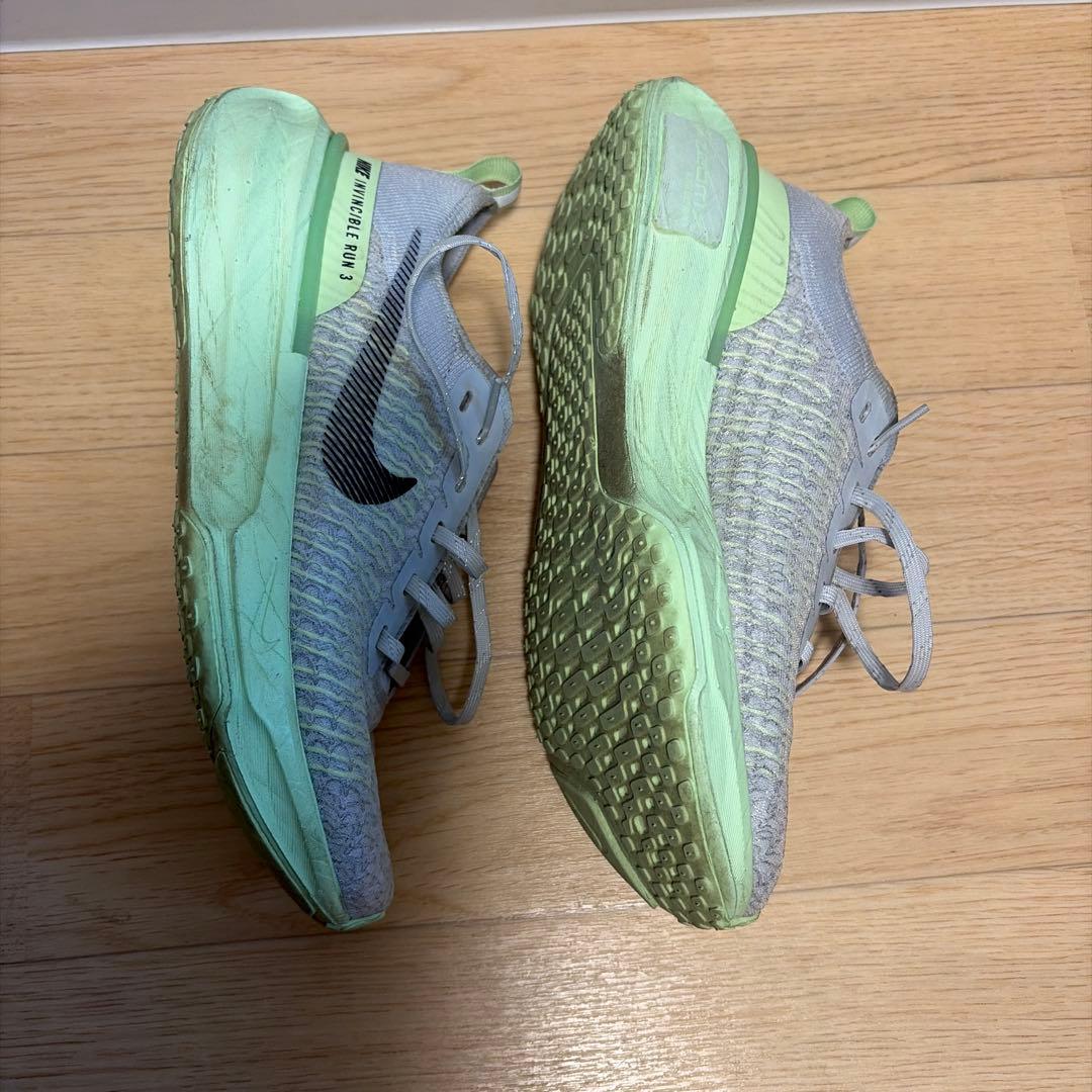 Nike インヴィンシブルラン3 26