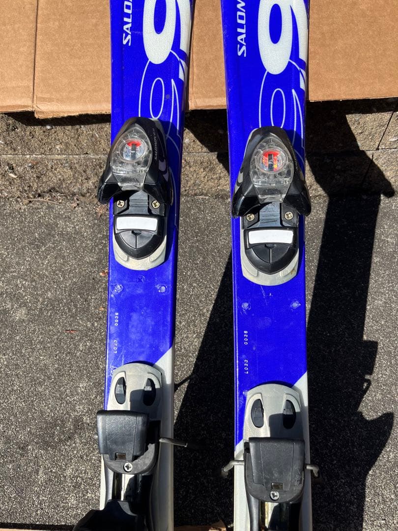 SALOMON ショートスキー　バインディング付き
