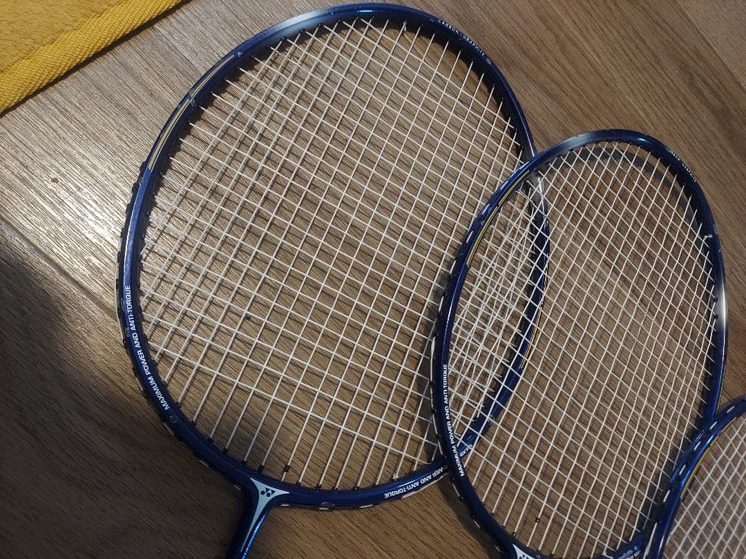 【YONEX】バドミントンラケット　5本セット