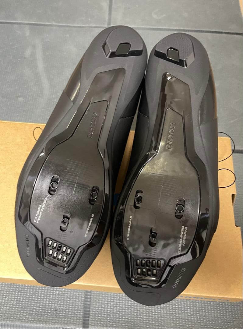 SHIMANO　RC5 ロードバイクシューズ
