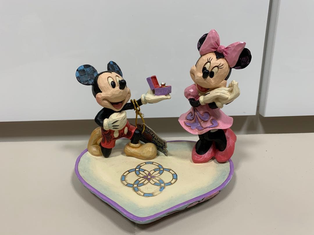 ディズニー置物