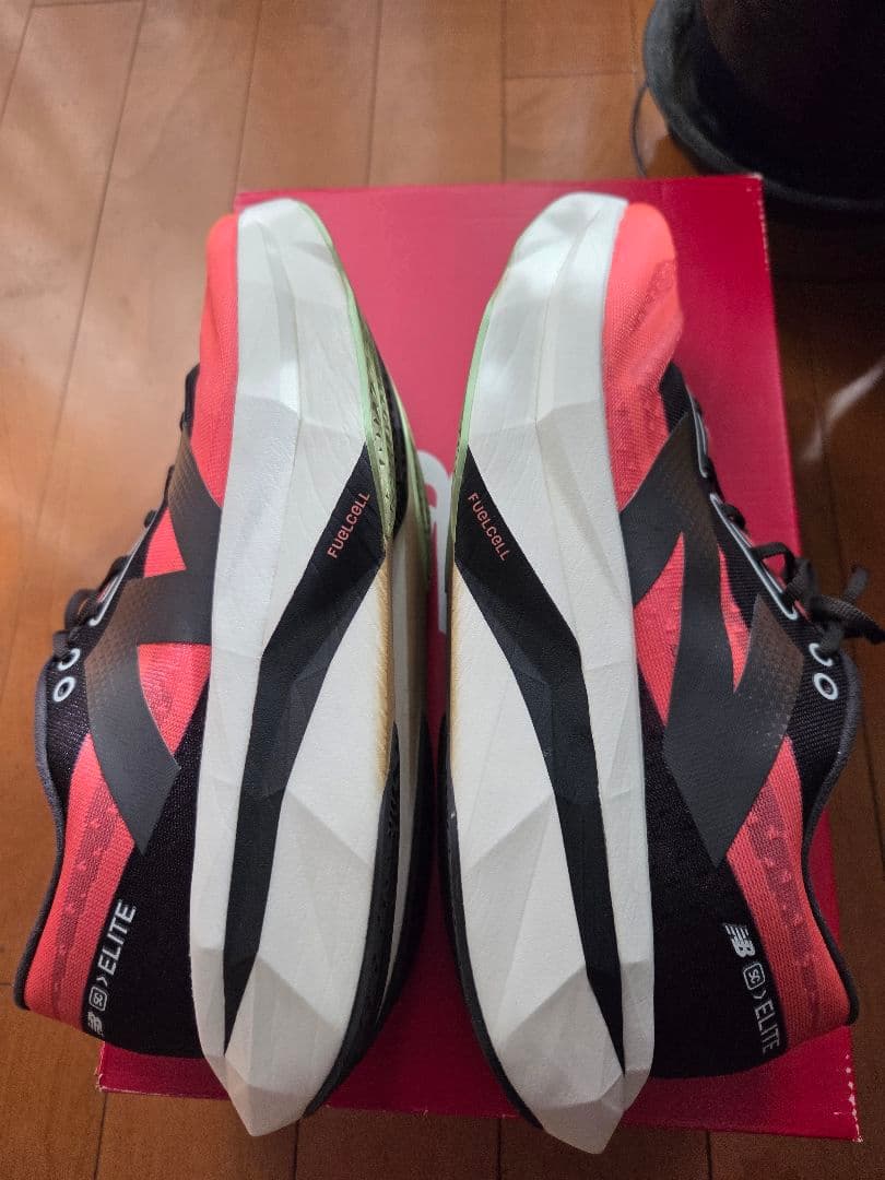 陸*々様 フューエルセルスーパーコンプエリートV4